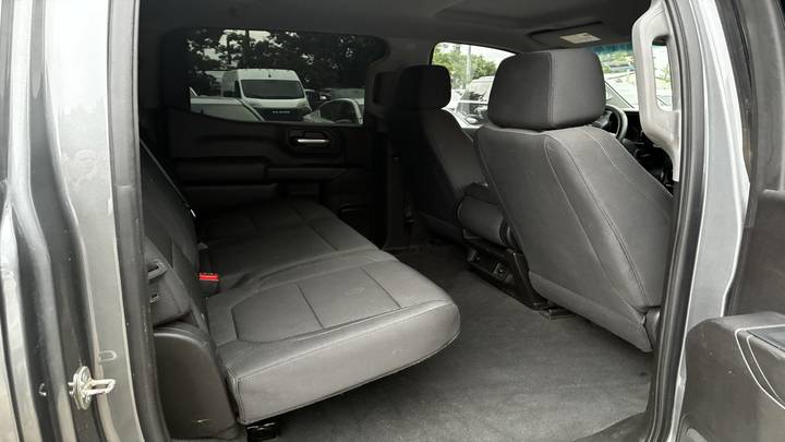 2021 Chevrolet Silverado 1500 Custom Crew Cab Short Bed 4WD