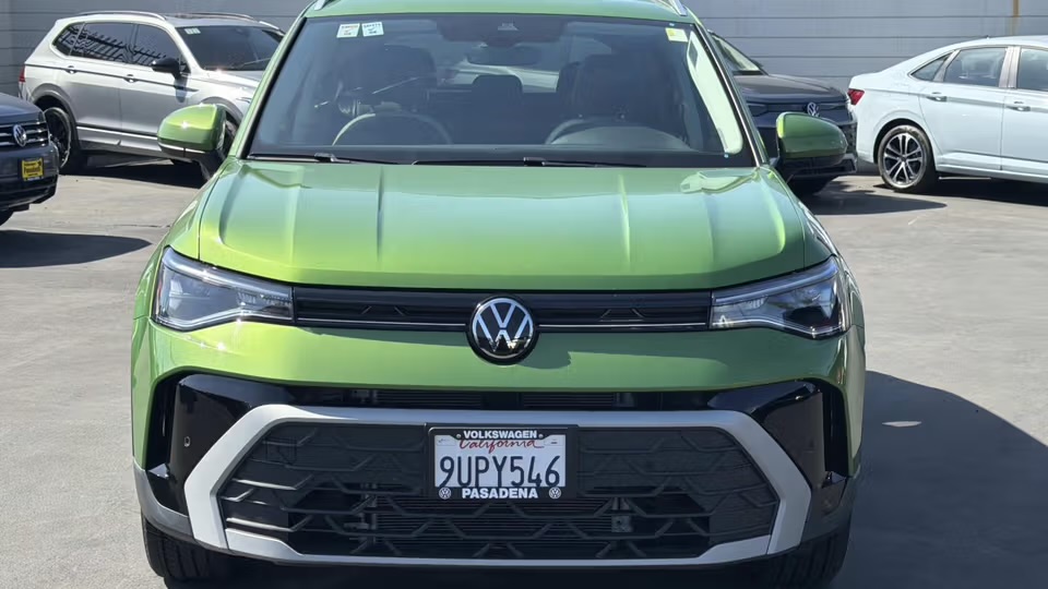 2025 Volkswagen Taos