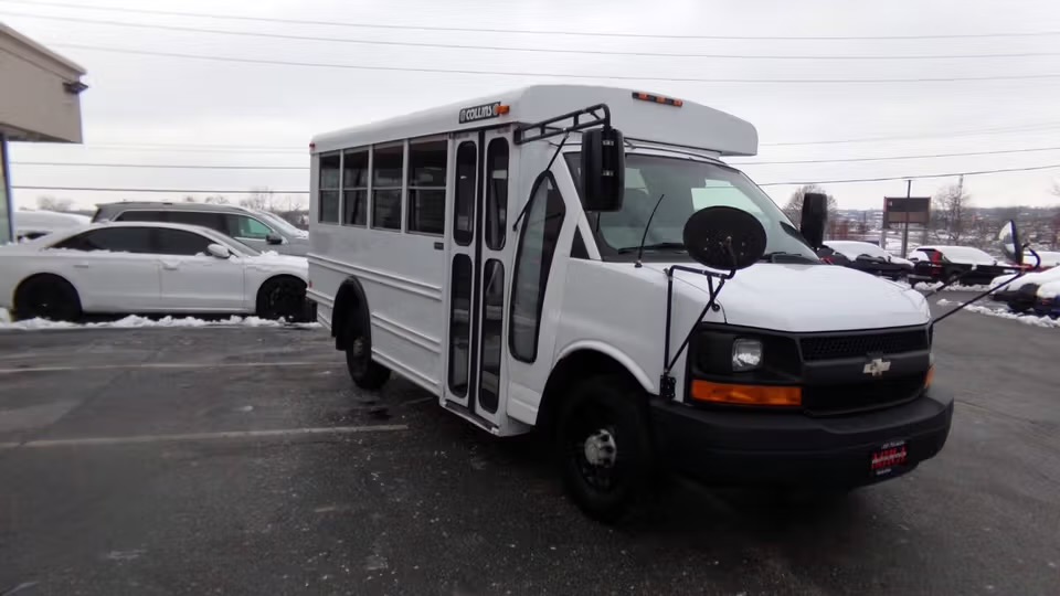 2007 Chevrolet Express Commercial Cutaway